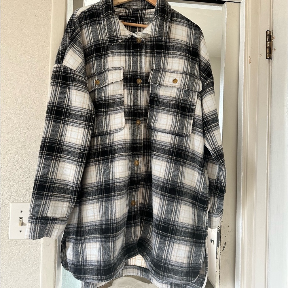 Banana Republic Black and White Plaid Long Sleeve Dress